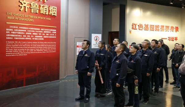 賡續(xù)紅色英烈志  智芯奮進(jìn)揚(yáng)清風(fēng)——城投設(shè)計(jì)黨總支赴濟(jì)南革命烈士陵園開展清明祭掃活動